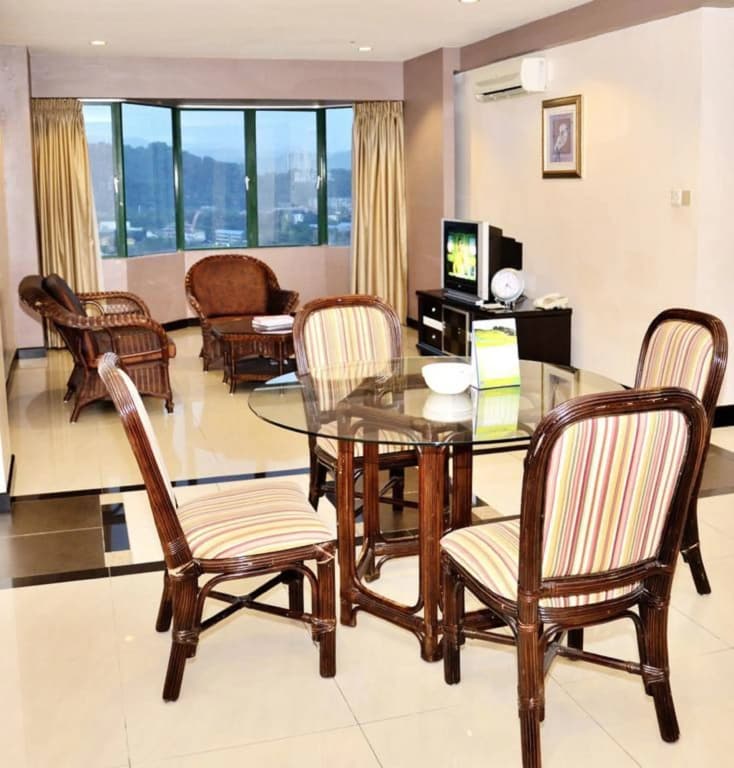 Likas Square Apartment Hotel - photo 8