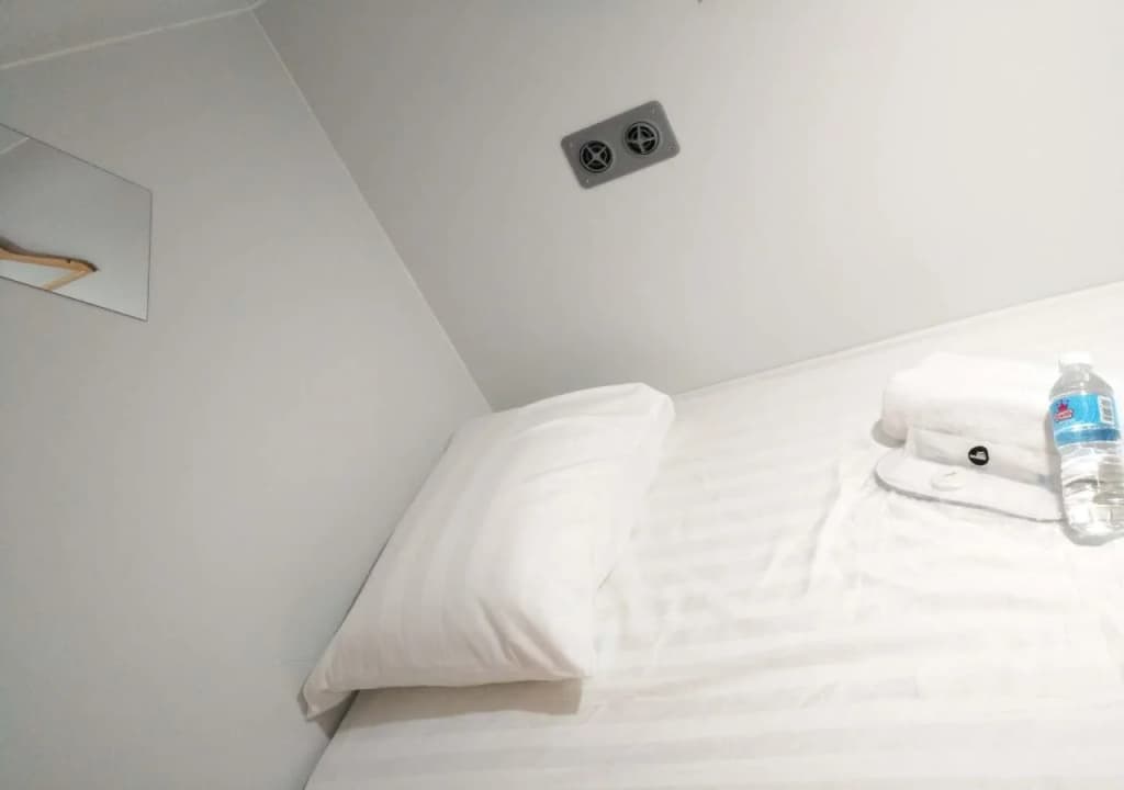 Tripod Hotel - Hostel - photo 4