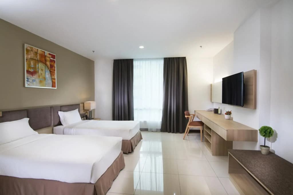 One Pacific Hotel & Serviced Apartments - photo 5