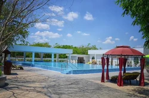 Orchard Wellness Safari Suites - photo 7