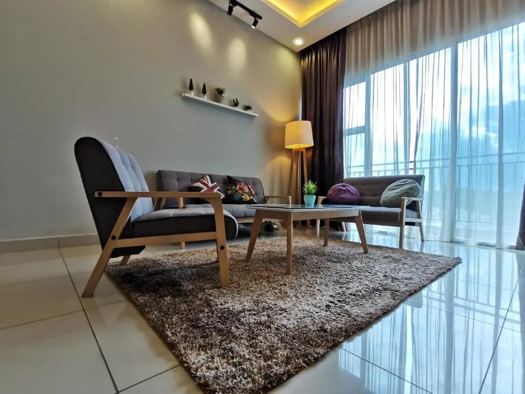BUKIT INDAH 6pax WIFI NETFLIX 3 BEDROOM - photo 1