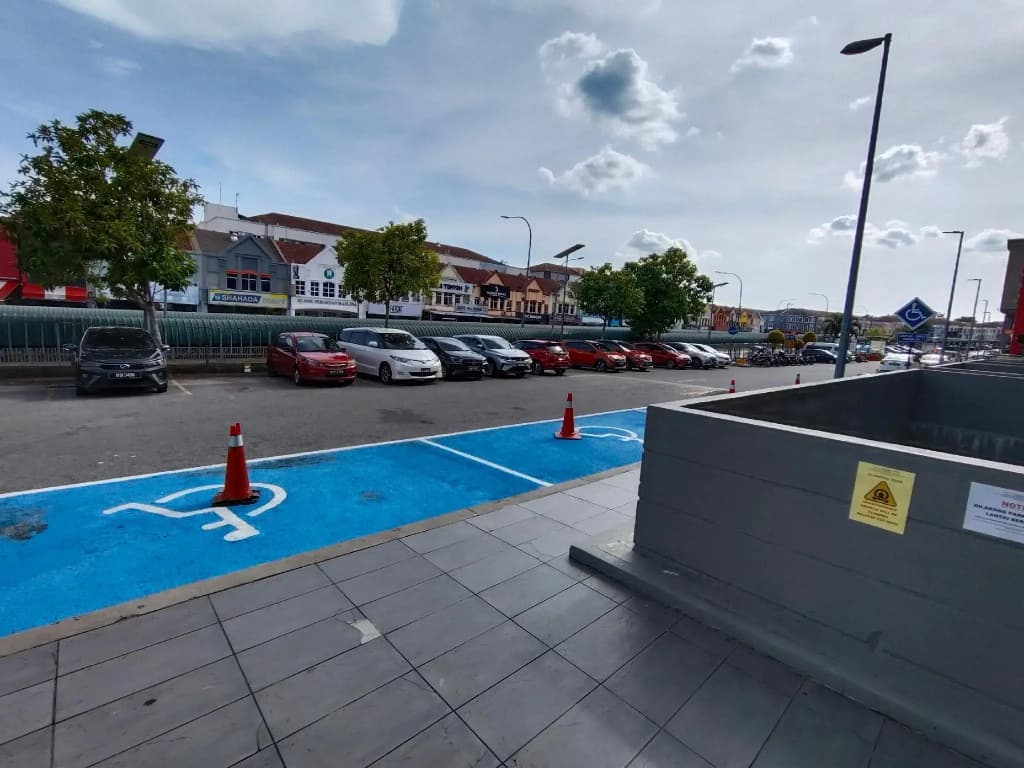 Bangi Business Hotel - photo 15