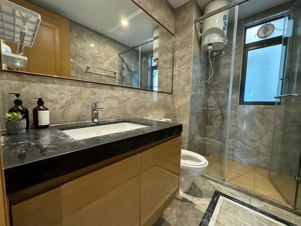 JB City CIQ-R&F Shopping Mall Apartment - photo 22