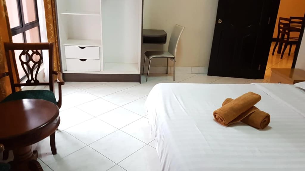 Marina Court 3Bilik2Tandas Apartmen Tengah2 Bandar Maksimum 10 Org Termsk Kanak2 1 Parkir Percuma 2 Kolam Besar - photo 2