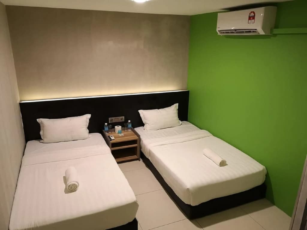 Monaco Boutique Hotel Sadong Jaya - photo 4