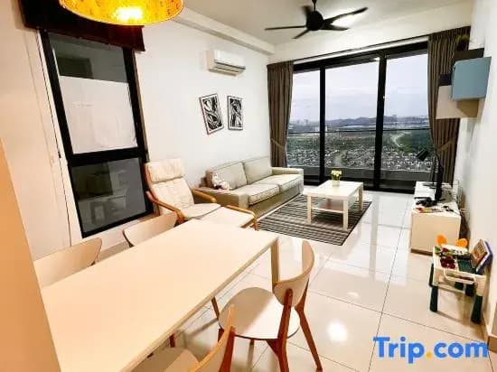 Legoland & EcoNest 3Bedroom  Family Apartment 8px - photo 3