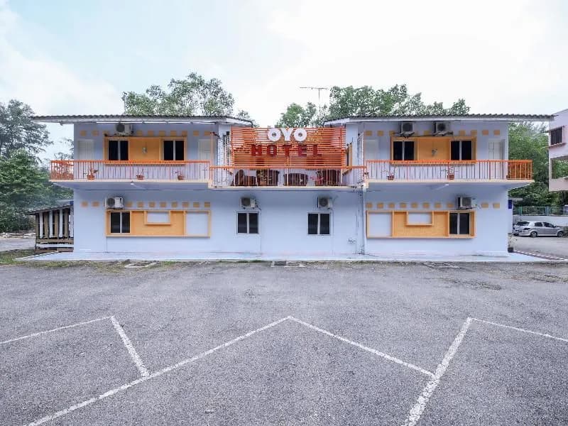Oyo 1157 Pd Hotel - photo 1