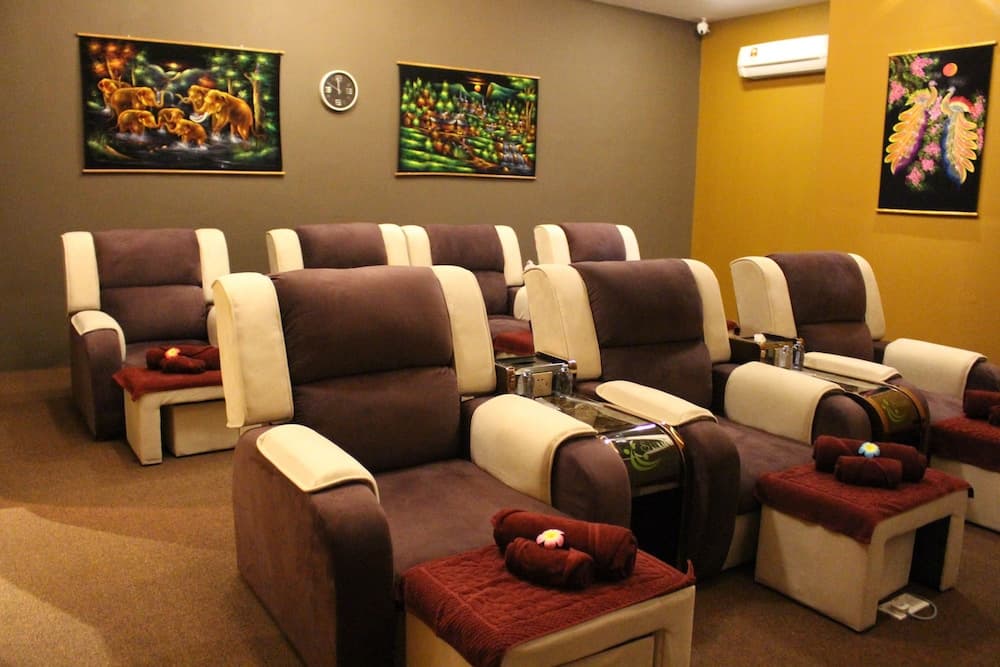 MLH Deluxe Studio Suites @ Landmark Residence - photo 2