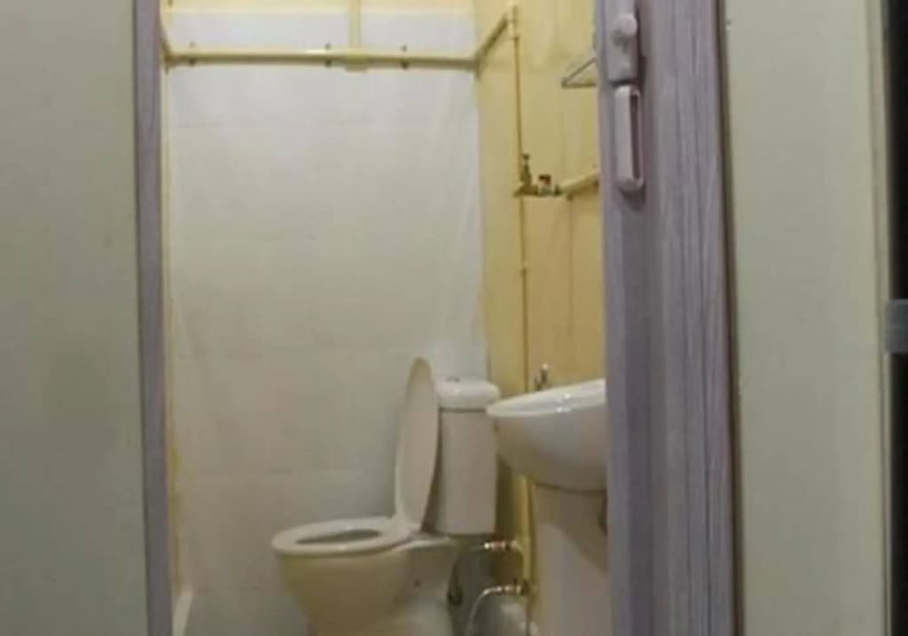 V Hostel - photo 15