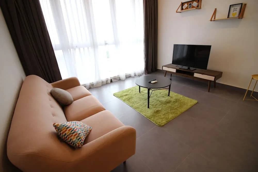 Sentrio Suites @ City Center by HnHCozy - photo 20