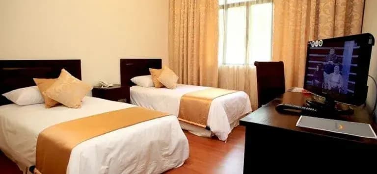 Suria Hill Country House, Janda Baik - photo 3