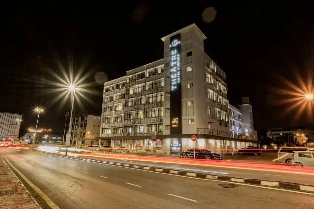 Theatre Hotel - photo 10