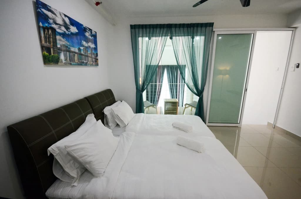S-Suites at Scott Garden - photo 2