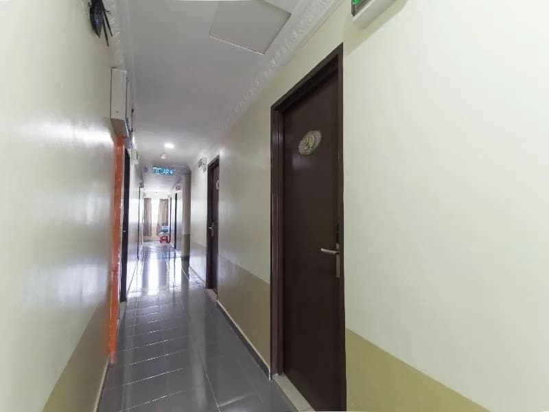 Hotel Sunsurya - photo 13