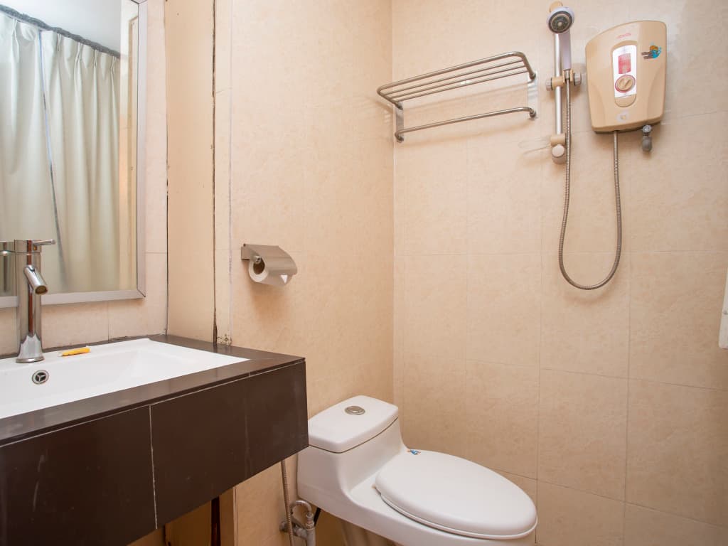 OYO 89619 De Choice Hotel - photo 8