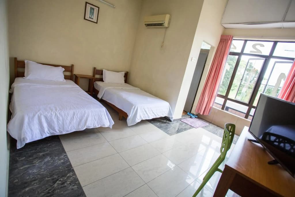 Hotel Comfort Inn - photo 6