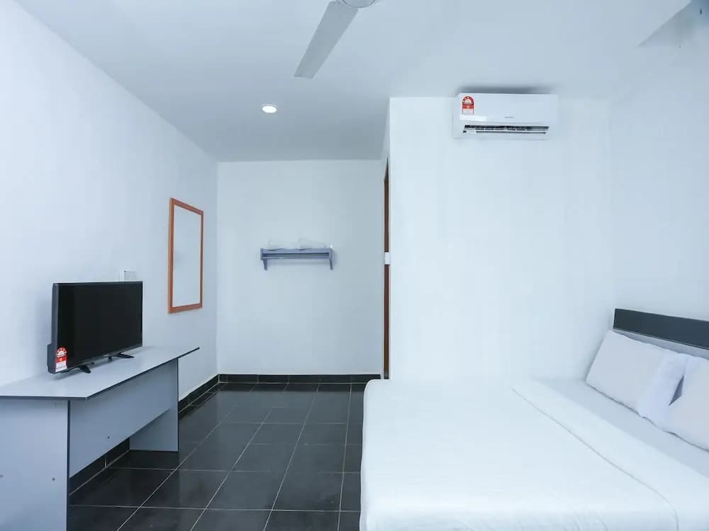 OYO 44112 Darvel Bay Travelodge - photo 5