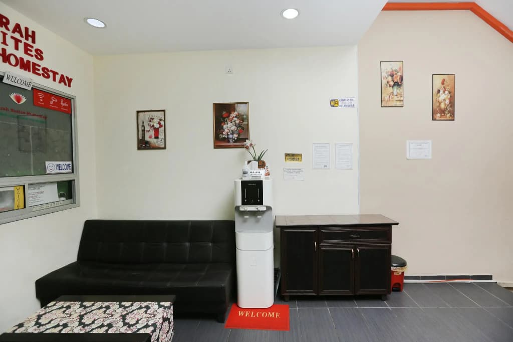 OYO 89902 Semerah Suites Homestay - photo 8