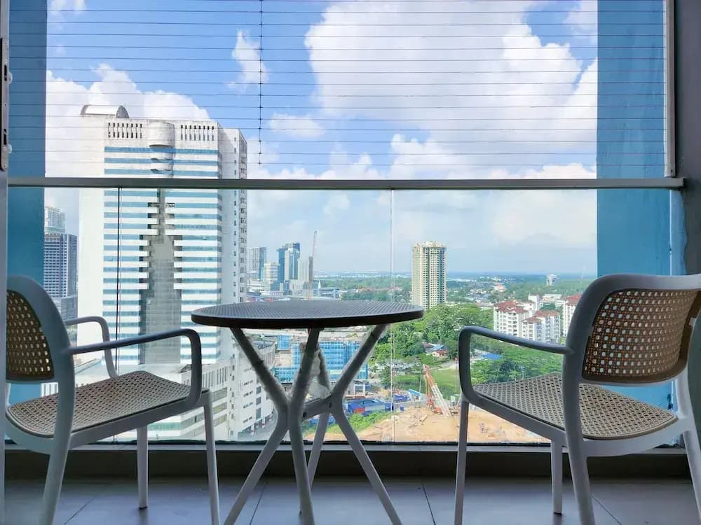 Twin Galaxy Residences by Widebed JB - photo 17