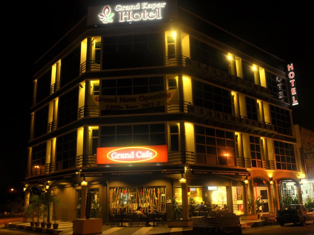 Hotel Zamburger Taman Kapar - photo 1