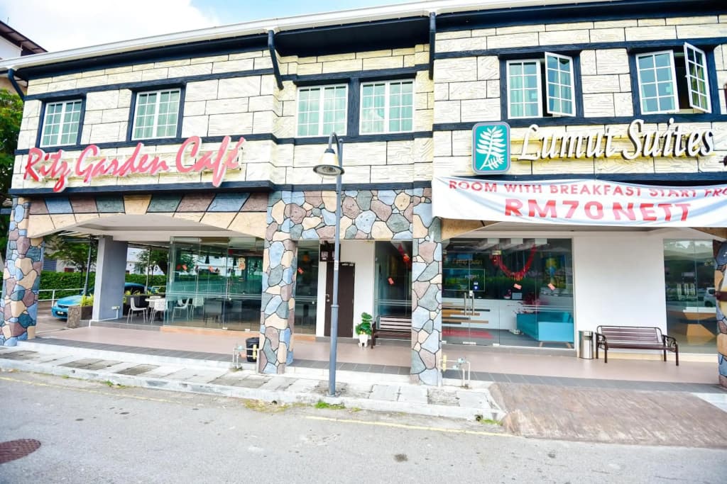 Lumut Suites - photo 1