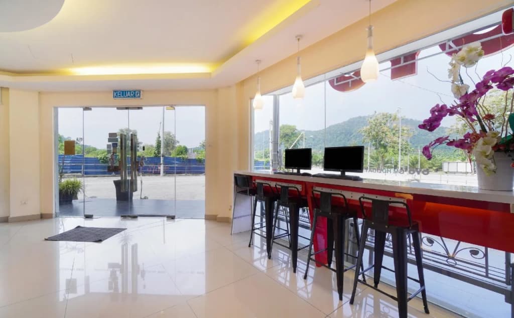 OYO 89683 GM Holiday Hotel Permai Jaya - photo 13
