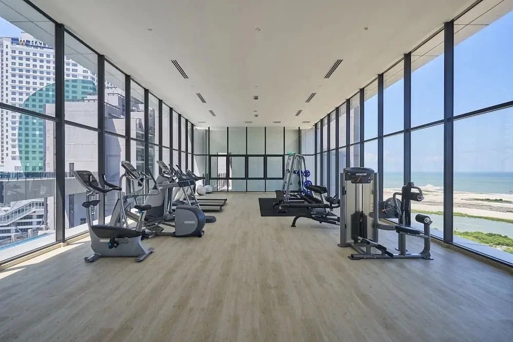 OYO Home 935 Breathtaking Studio Imperio Residence - photo 14