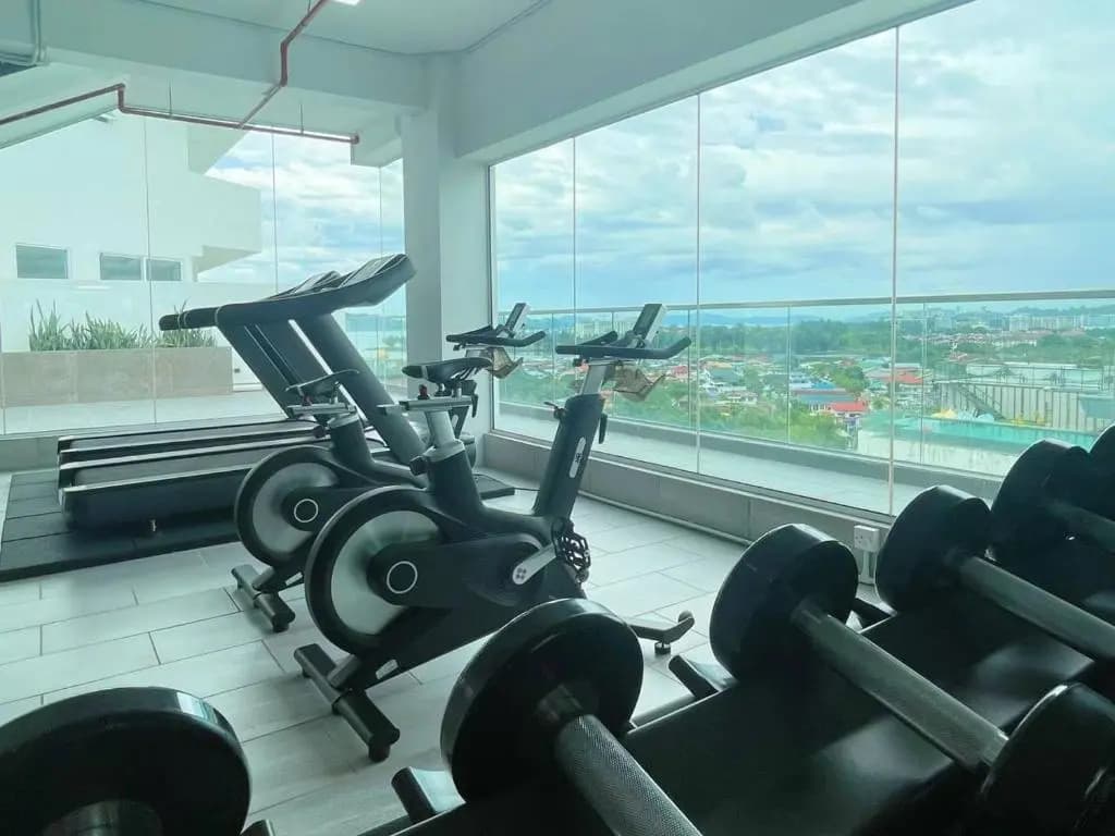 QUEENSLAND SUITES at ARU SUITES, Kota Kinabalu - photo 10