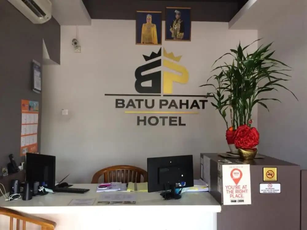 Room V at Jalan Jenang - photo 11