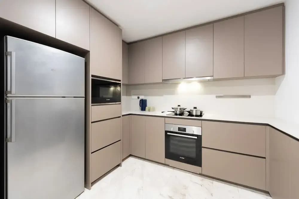 Moonway Luxury Suites At Eaton Residence - photo 21