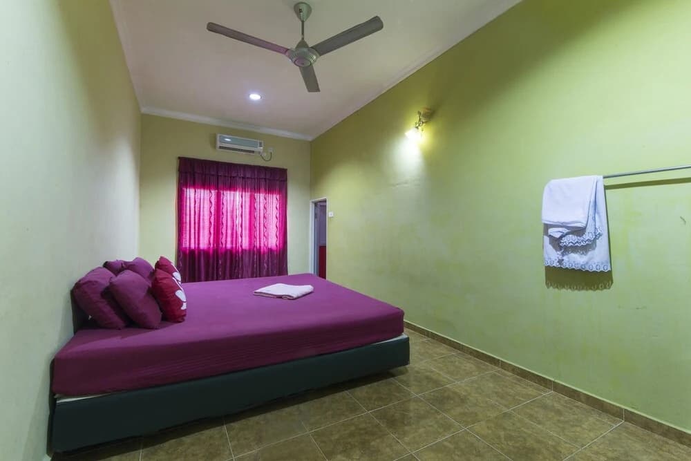 ZEN Home Nabil Nabila Homestay - photo 14
