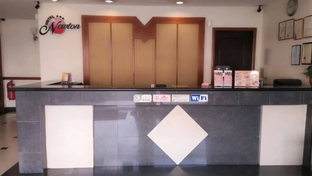 Hotel Sri Sutra - Subang Permai - photo 1