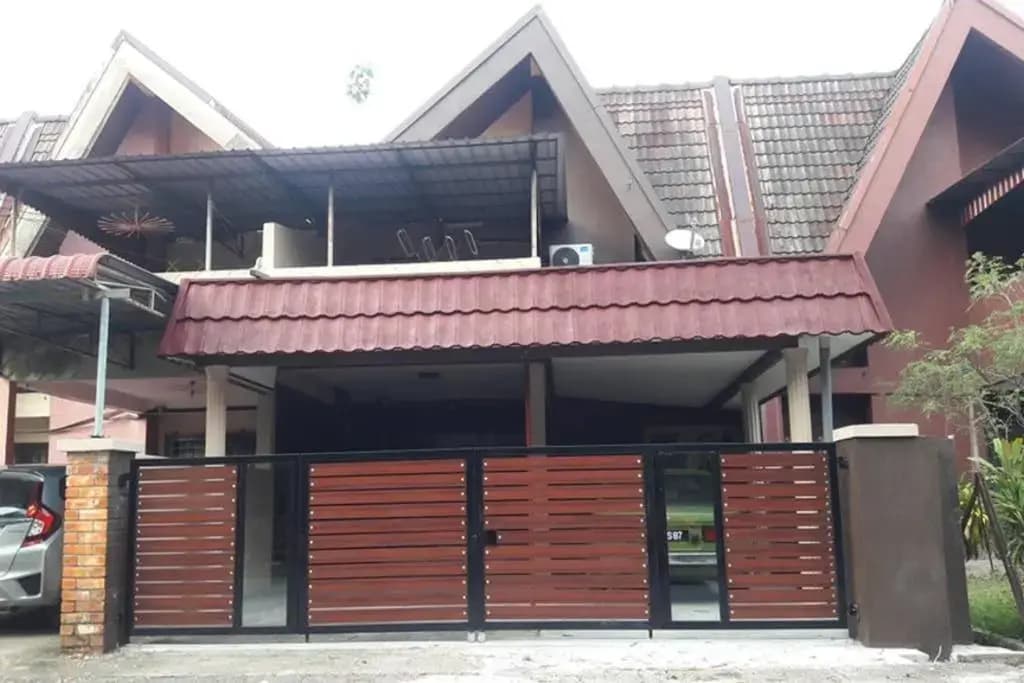 D Santai Homestay - photo 1