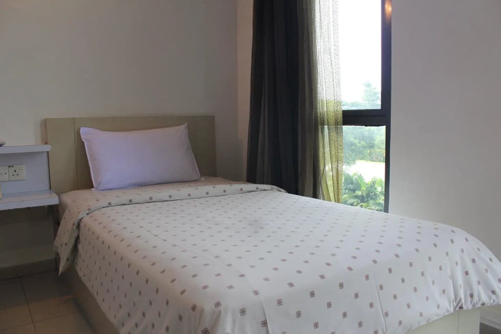 Hotel Zamburger Kozi Danga Bay - photo 2