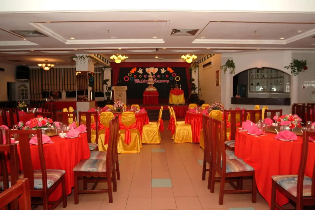 Li Hua Hotel Bintulu - photo 18
