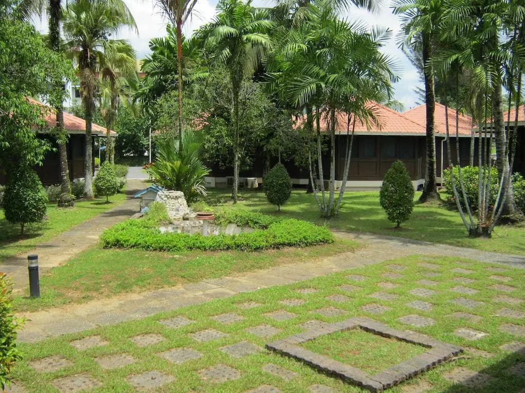 Grand Dormani Rajah Court Hotel - photo 15