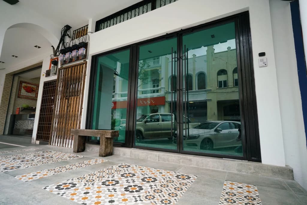 Brick Box Hotel - photo 19