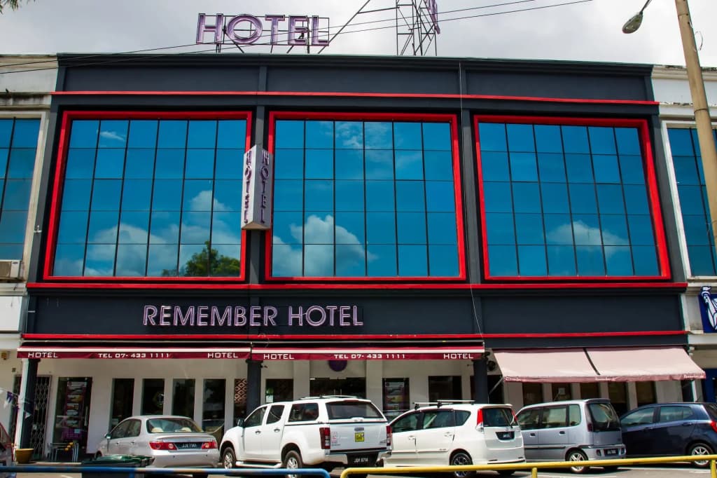 Remember Hotel Batu Pahat - photo 1