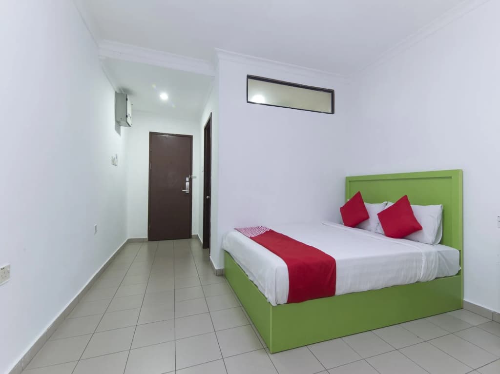 564 Y Hotel - photo 3