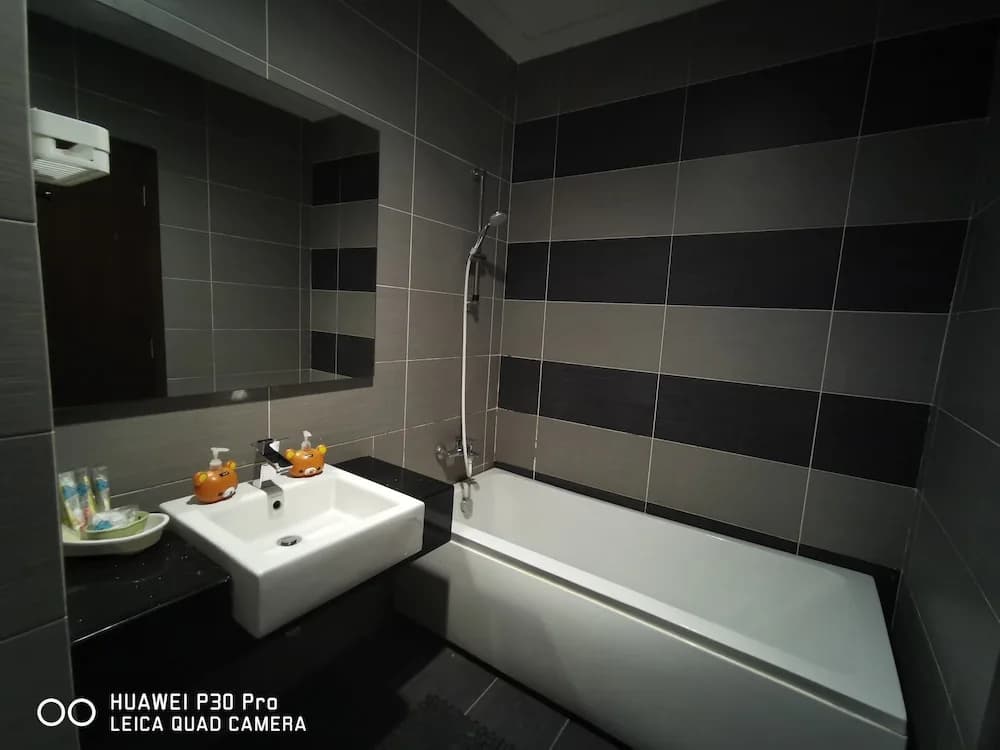 Homestay in Johor - Bear House - photo 4