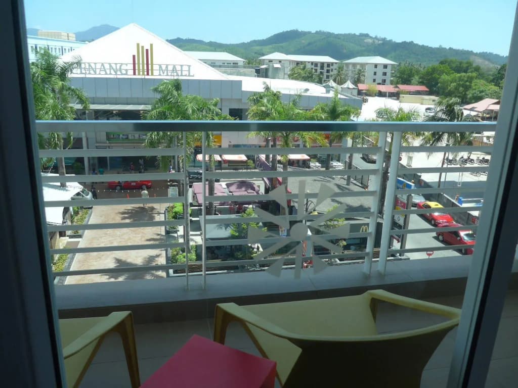 Cenang Plaza Beach Hotel - photo 8