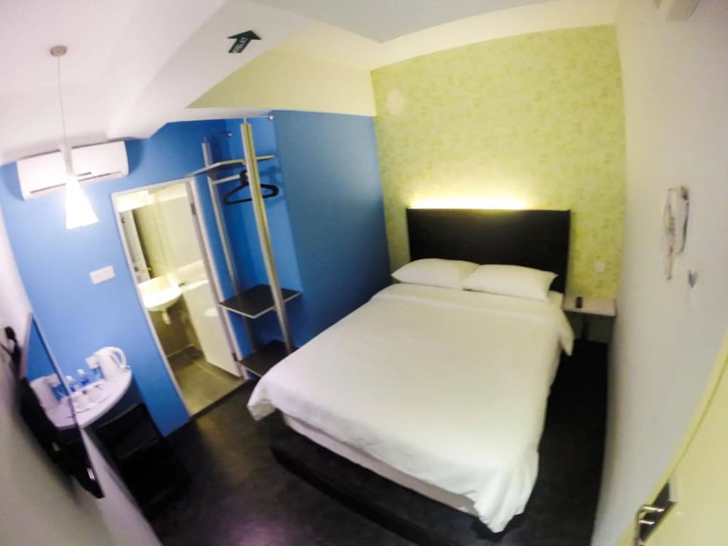 Eiffel Hotel Kelana Jaya - photo 5