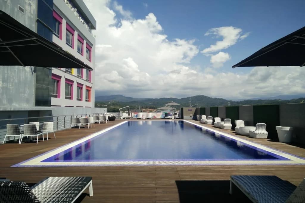 Avangio Hotel Kota Kinabalu - photo 17