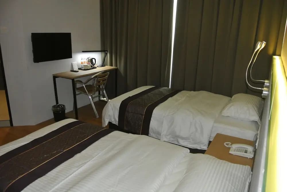 Super 8 bayan baru - photo 4