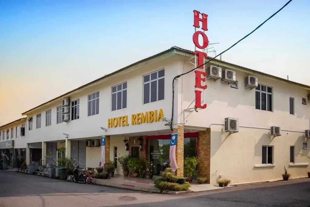 Hotel Rembia - photo 4