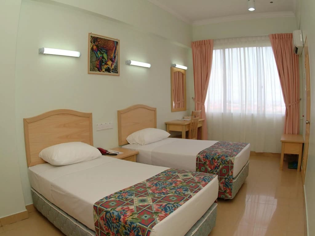 Li Hua Hotel Bintulu - photo 16
