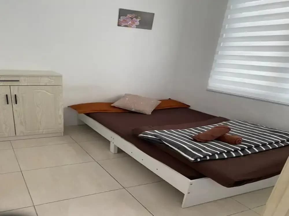 Hotel O Bayu Service Apartment - photo 4
