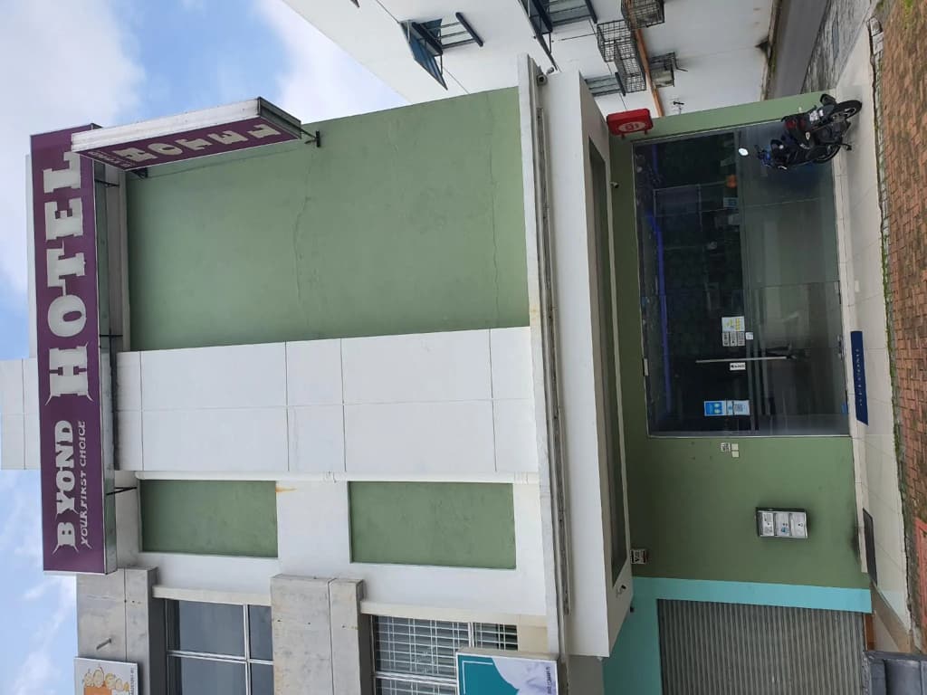 OYO 90177 Byond Hotel - main photo