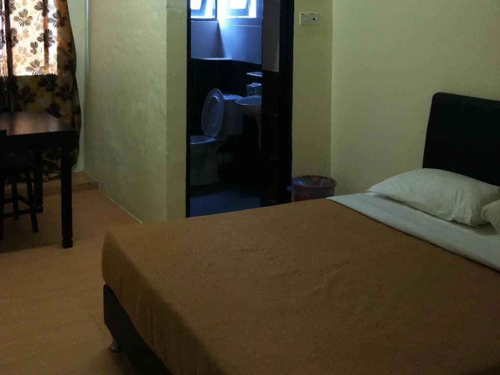 Camlodge Budget Hotel - photo 3