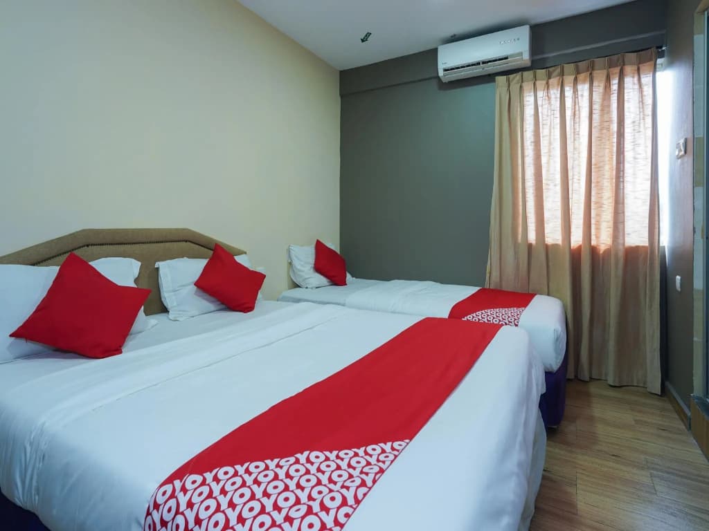 OYO 1094 Q One Hotel Dengkil - photo 4